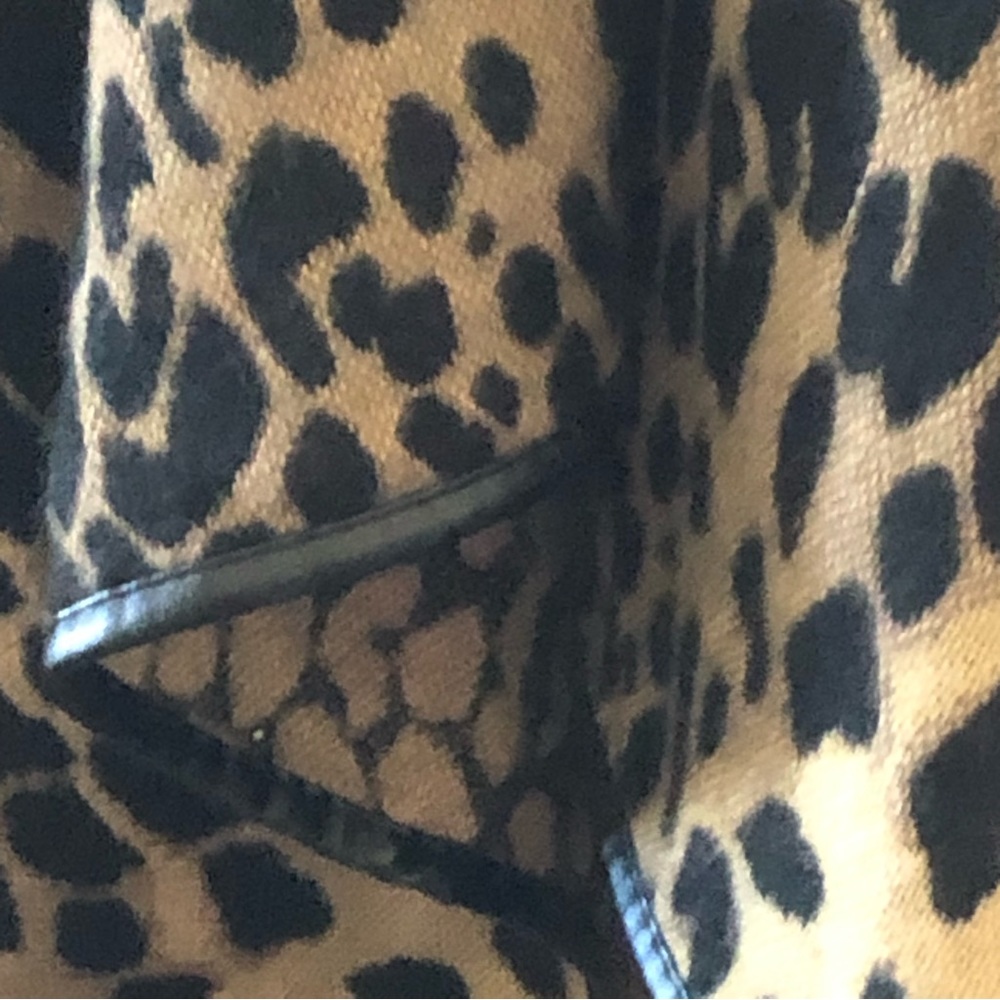 Marc New York Leopard Print Cape - Picture 7 of 8